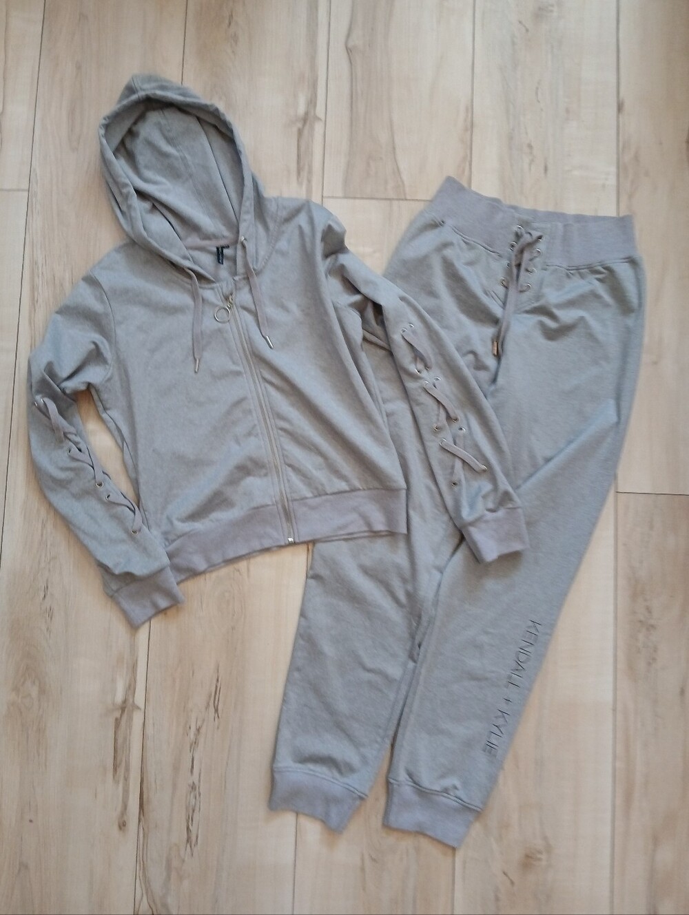 Kendall + Kylie Lace Up Hoodie & Jogger Set Heather Grey Tracksuit S XS